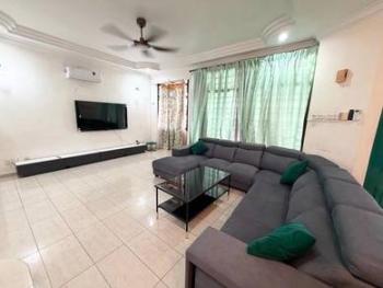 Taman Perling / Jalan Layang, Johor Bahru的房屋，照片1
