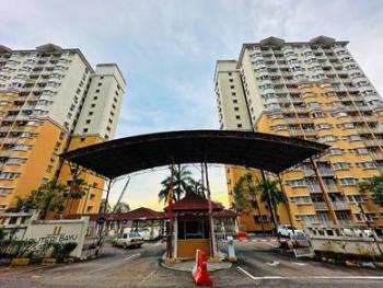 Apartment at Puteri Bayu, Puchong, photo 2