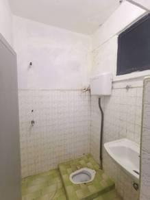 Flat at Block 10, Taman Ungku Tun Aminah, Skudai, photo 6