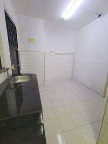 Flat at Block 10, Taman Ungku Tun Aminah, Skudai, photo 3