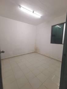 Flat at Block 10, Taman Ungku Tun Aminah, Skudai, photo 5