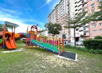 Apartmen di Pangsapuri Damai, Subang Bestari, foto 5