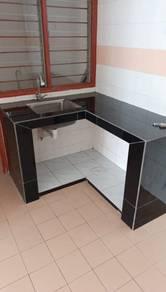 Apartmen di Pangsapuri Damai, Subang Bestari, foto 2