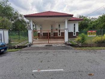 Bungalow at Jalan 12/15, Lenggeng, photo 2