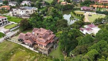 Luaran – Banglo di Country Heights, Kajang, foto 2