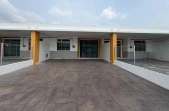 House at Jalan Bayan, Kulai, photo 1