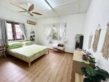 Bungalow at Kampung Tunku SS 1, Petaling Jaya, photo 5