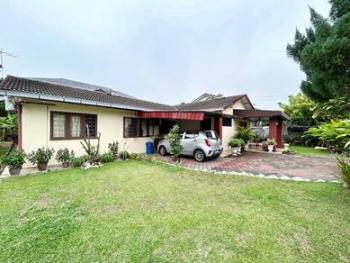 Bungalow at Kampung Tunku SS 1, Petaling Jaya, photo 3