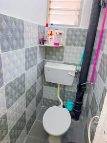 Bilik air – Apartmen di Lintang Sungai Batu, Teluk Kumbar, foto 6