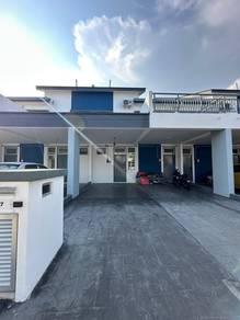 Rumah Bandar di KITA MEKAR, Dengkil, foto 1