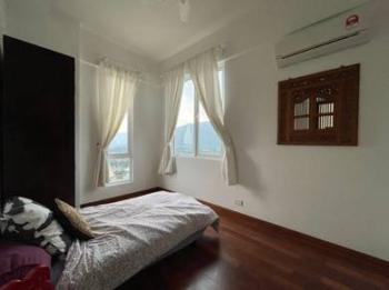 Condominium at The Cantonment, Pulau Tikus, photo 2