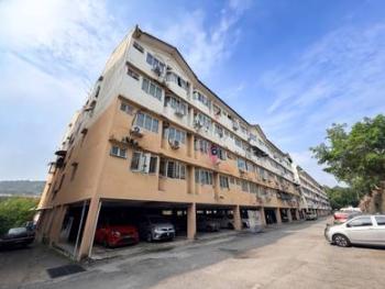 Pangsapuri di Taman Kajang Sentral, Kajang, foto 1