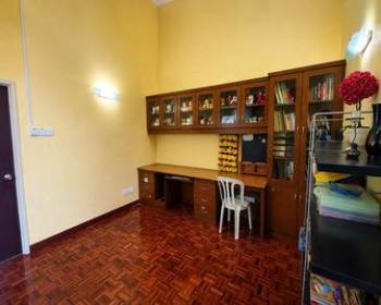 House at Jalan Anggerik Doritis 31/158, Kota Kemuning, photo 9