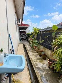 Bungalow at Jalan Yakin, Kluang, photo 9