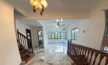Rumah Bandar di Jalan Nova U5, Subang Bestari, foto 1