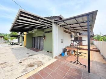 Bungalow at Taman Bukit Chedang, Seremban, photo 4