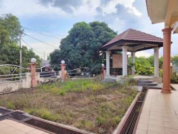 Bungalow at Taman Perwira, Sikamat, photo 4
