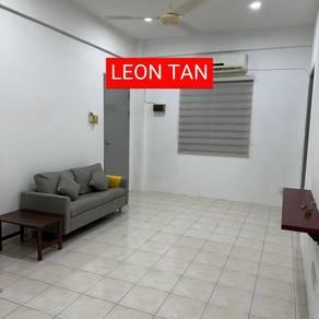 Apartment at Muara Tabuan, Kuching, photo 1
