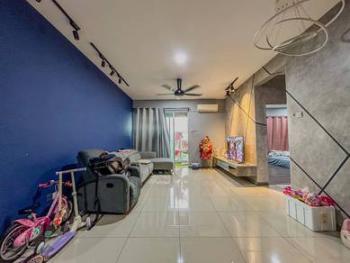 Living & dining – Condominium at Silk Residence, Cheras, photo 2