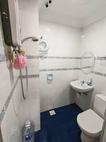 Bathroom – Townhouse at Taman Saga, Ampang, photo 4