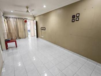 Living & dining – Townhouse at Taman Saga, Ampang, photo 1