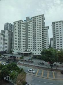 Condominium at Kelana Puteri, Petaling Jaya, photo 1