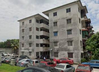 Apartmen di Taman Kajang Mewah, Kajang, foto 7