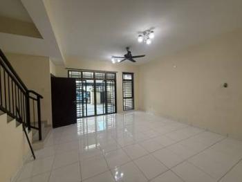 Rumah di Jalan Perjiranan 12, Johor Bahru, foto 1