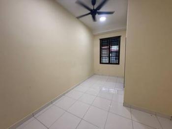 Rumah di Jalan Perjiranan 12, Johor Bahru, foto 8