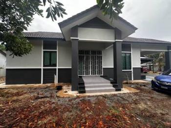 Bungalow at Beris Lalang, Jelawat, Bachok, photo 5