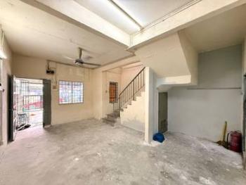 Living & dining – House at Taman Pelangi, Rawang, photo 1