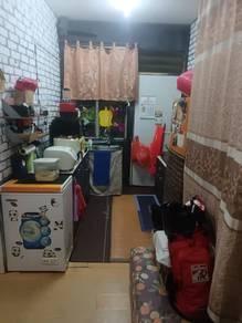 Taman seri orkid, Skudai的平层住宅，照片6