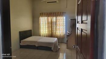 House at Taman Tenggara, Parit Buntar, photo 4