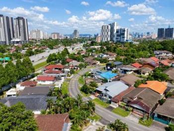 Bungalow at Taman Pelangi, Batu, photo 3