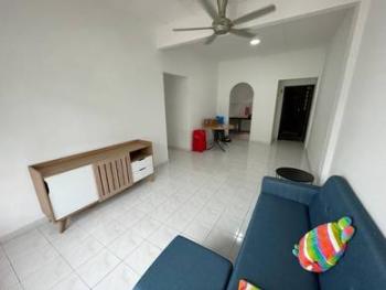 Apartmen di Taman Megah Ria, Masai, foto 1