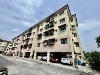 Flat at Cheras Utama, Taman Cheras Utama, Cheras, photo 1