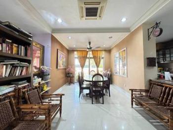 Perdana Heights, Jalan Pulau Angsa, Shah Alam的平房，照片3