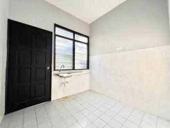 House at Taman Dahlia, Sepang, photo 5