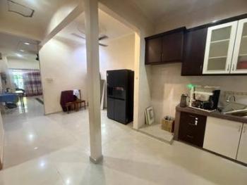 Rumah di Blok 8, Rawang, foto 2