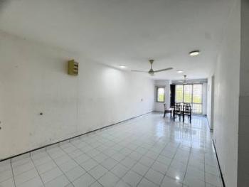 Apartmen di Jalan Setia Gemilang U13/47, Setia Alam, foto 2