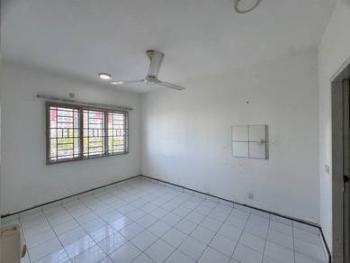Apartmen di Jalan Setia Gemilang U13/47, Setia Alam, foto 10