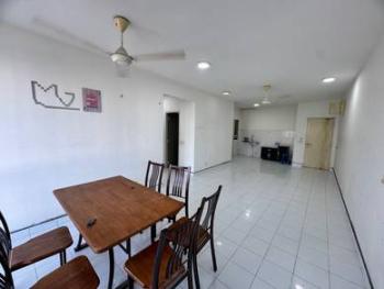 Apartmen di Jalan Setia Gemilang U13/47, Setia Alam, foto 4
