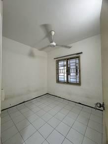 Apartmen di Jalan Setia Gemilang U13/47, Setia Alam, foto 6