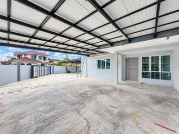 House at Taman Changkat, Teluk Intan, photo 3