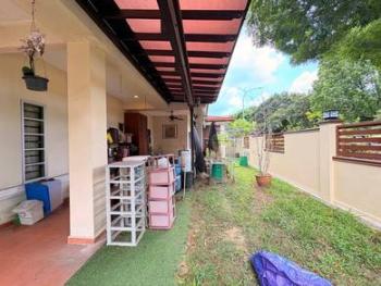 House at Anggerik Doritis, Kota Kemuning, photo 6