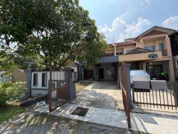 Rumah di Taman Tasik Prima, Puchong, foto 2