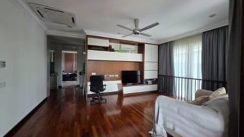 Ruang tamu & makan – Vila di Duta Villa, Setia Alam, foto 9