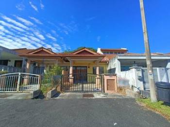 House at TAMAN PUNCAK JALIL [PUJ 9], Puncak Jalil, photo 2