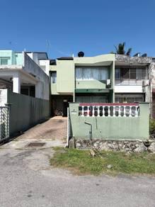 TAMAN KELAB UKAY, Ampang的房屋，照片1