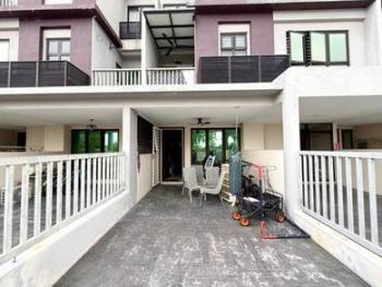 Townhouse at The Strata, Bangi, photo 2
